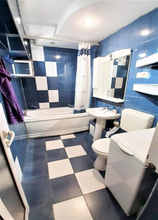 Ultracentral - Apartament Modern - Panoramic View Μπακάου Εξωτερικό φωτογραφία