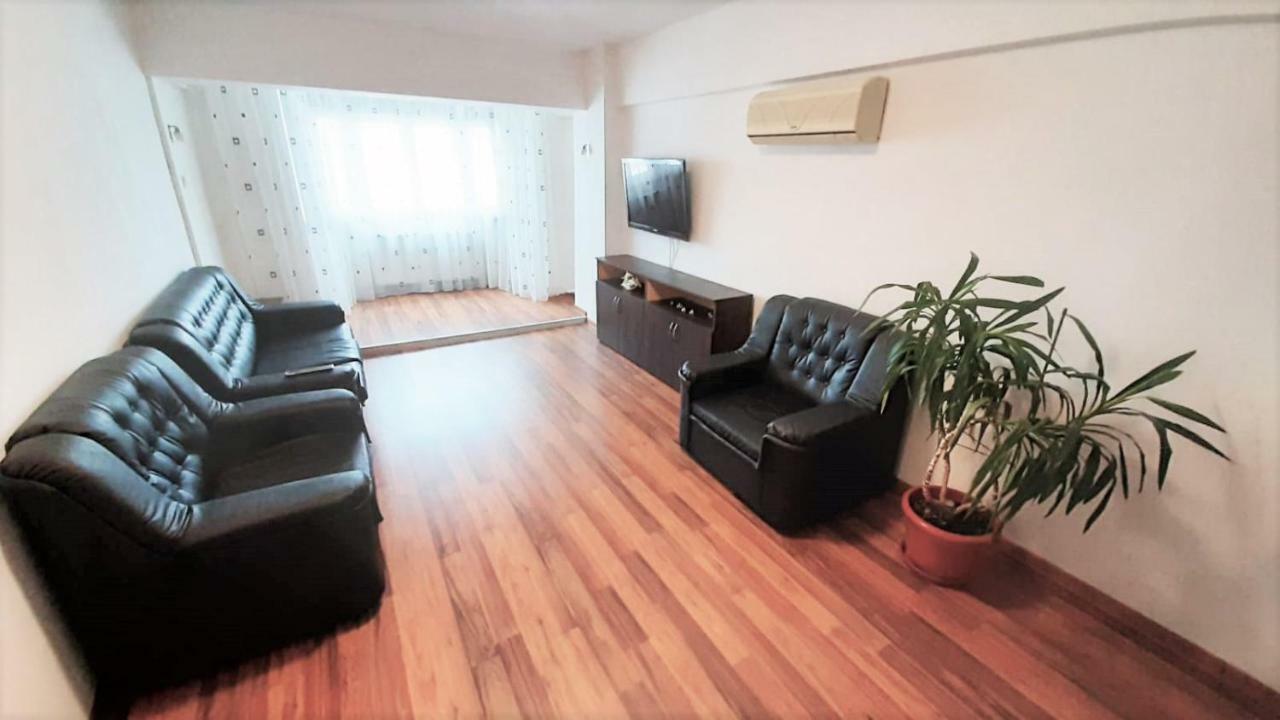 Ultracentral - Apartament Modern - Panoramic View Μπακάου Εξωτερικό φωτογραφία
